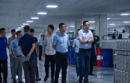 Bumisita ang XCMG Excavator at Delegasyon ng Dealer sa Zhejiang Headman Filtration Technology Co., Ltd. upang tuklasin ang mga bagong hangganan sa inobasyon at kolaborasyon ng filter technology